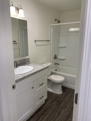 Remodeled 2 Bedroom 