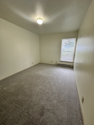 4x2 Bedroom #1