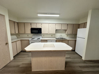 4x2 Kitchen